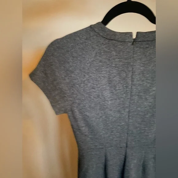 Brooks Brothers Gray Tweed Fitted Bodycon Dress - Sz 2 - Picture 3 of 6
